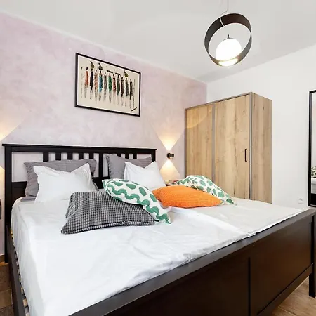 Tai, Enjoy The Oasis With 2br ,wifi, Pool, Ac * Puntera